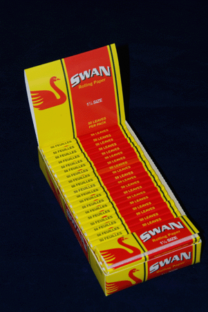 SWAN  1 1/4 SIZE ROLLING PAPER